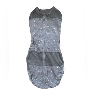 Happiest Baby Gray Star-Patterned Baby Swaddle - Size M (2-4 mo)